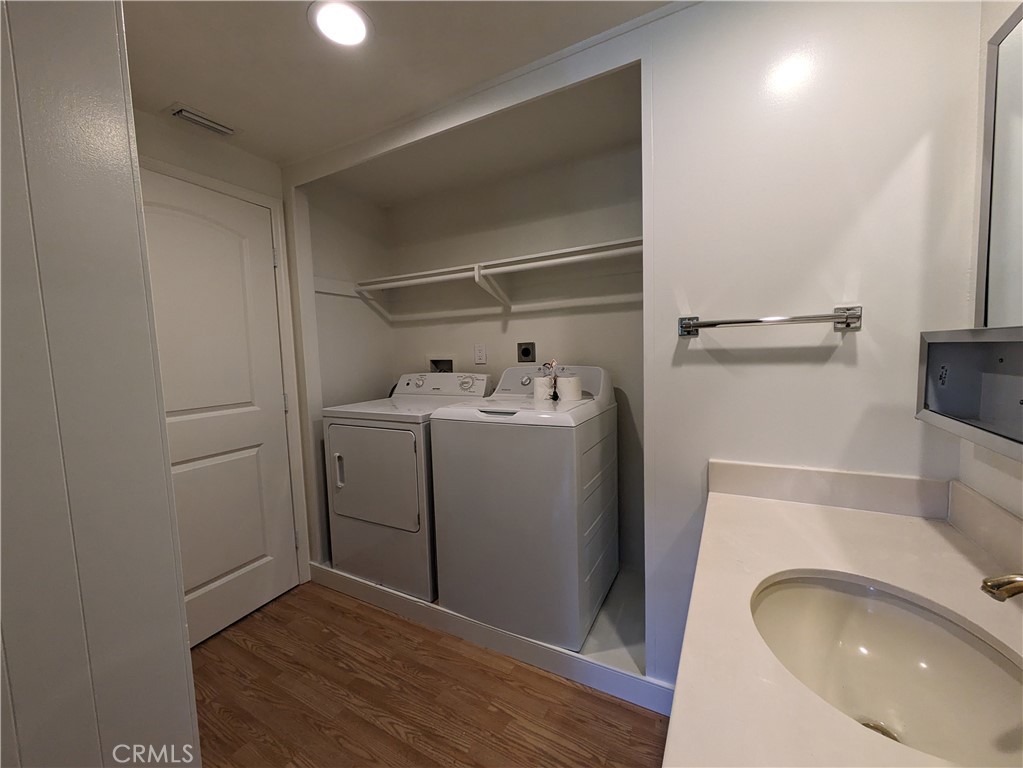 952 Avenida Carmel Q