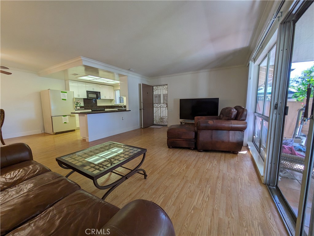 952 Avenida Carmel Q