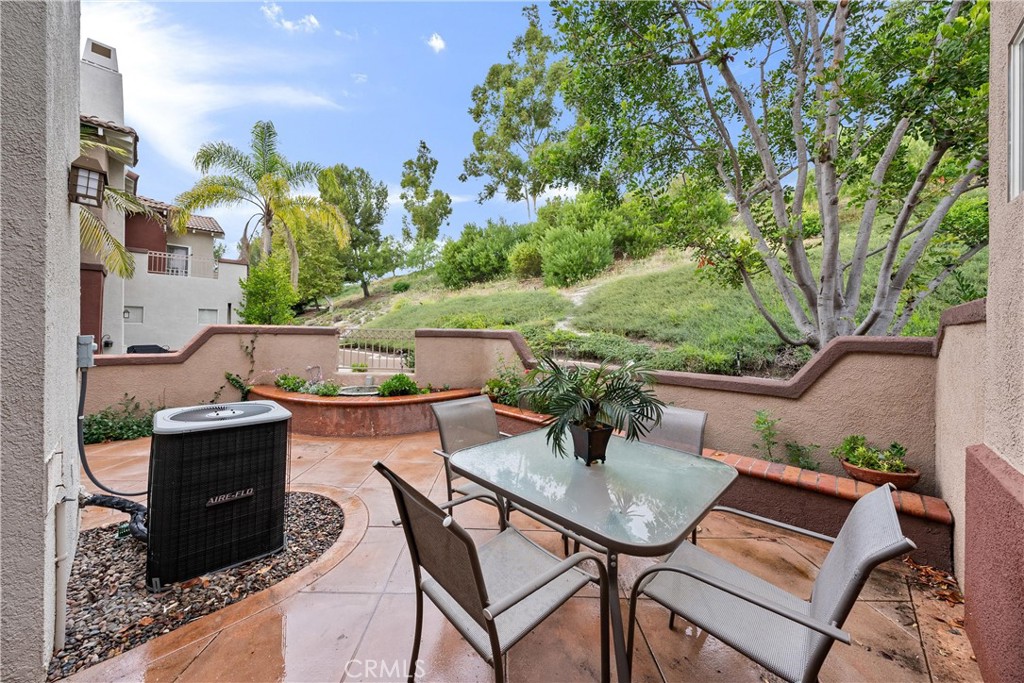 56 Santa Barbara Court