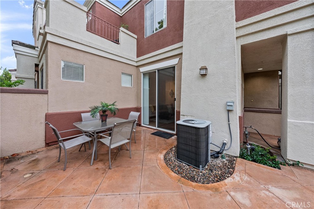 56 Santa Barbara Court