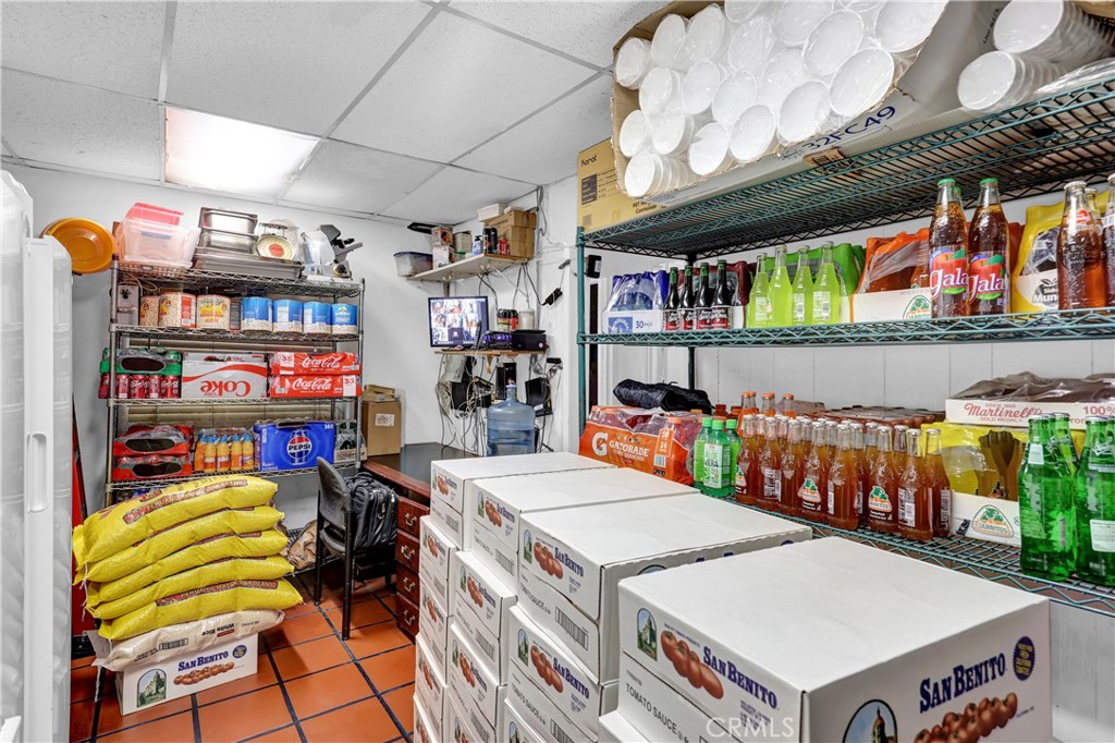 5803 Imperial Highway