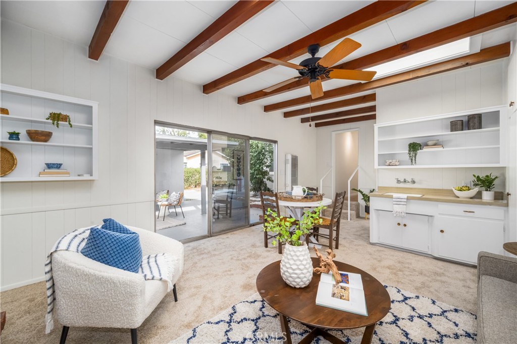 4203 N Greenbrier Road