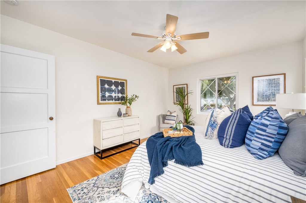 4203 N Greenbrier Road