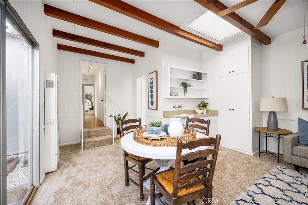 4203 N Greenbrier Road