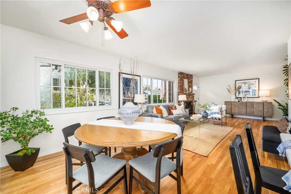 4203 N Greenbrier Road