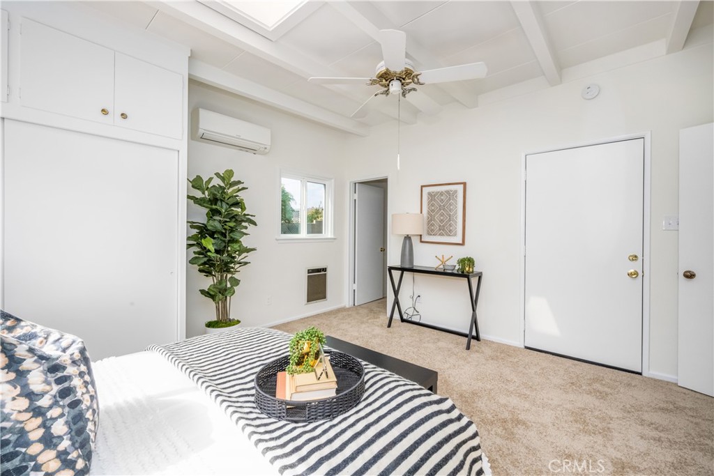 4203 N Greenbrier Road