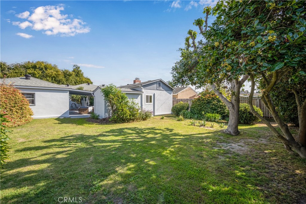 4203 N Greenbrier Road