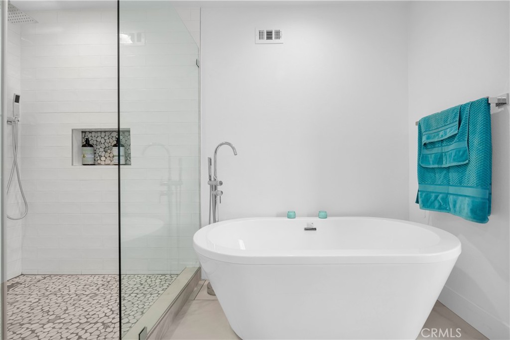 3060 N Hartman Street