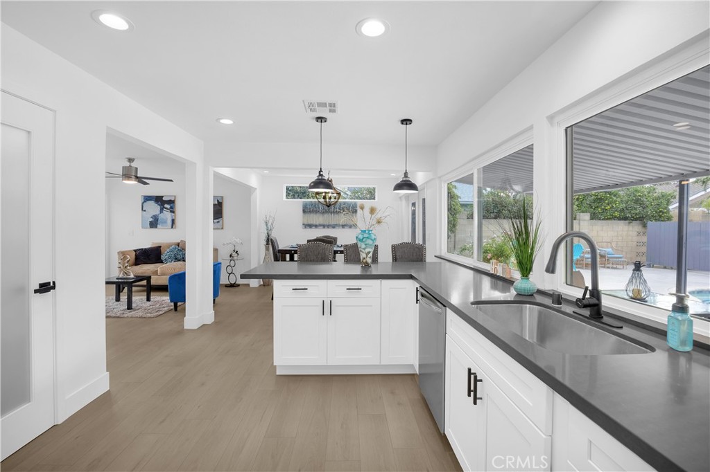 3060 N Hartman Street