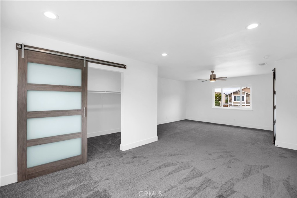 3060 N Hartman Street