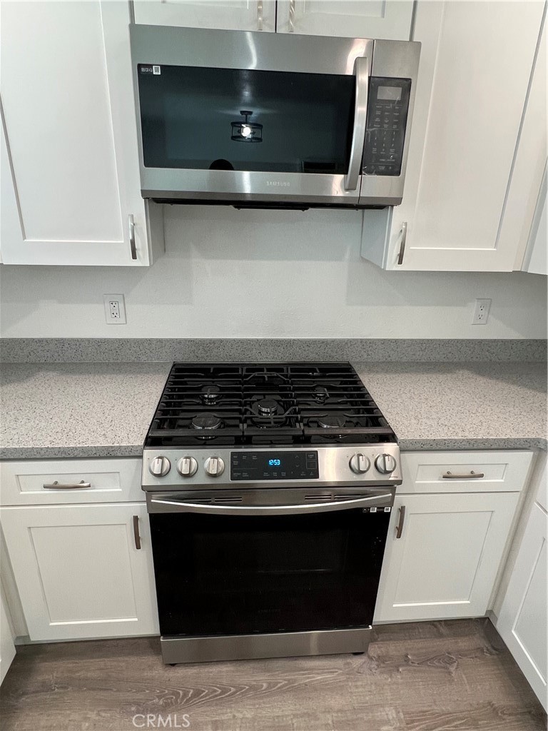 1400 Eastpark Drive 3