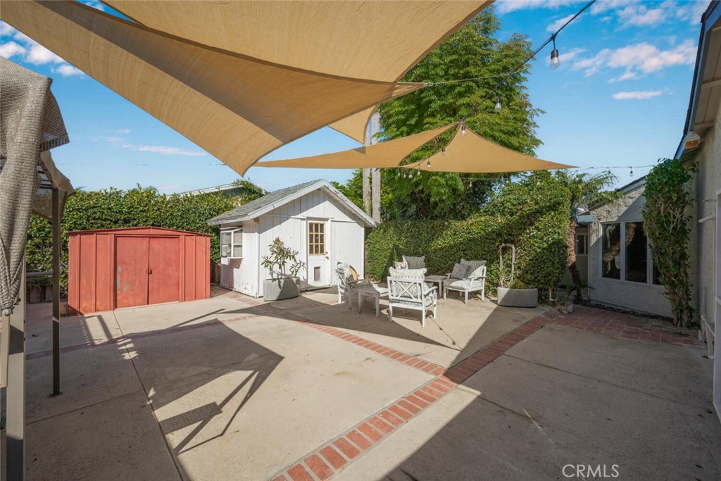 19141 Newland Street