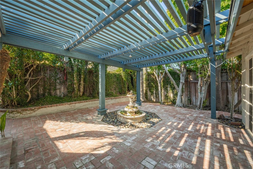 19141 Newland Street