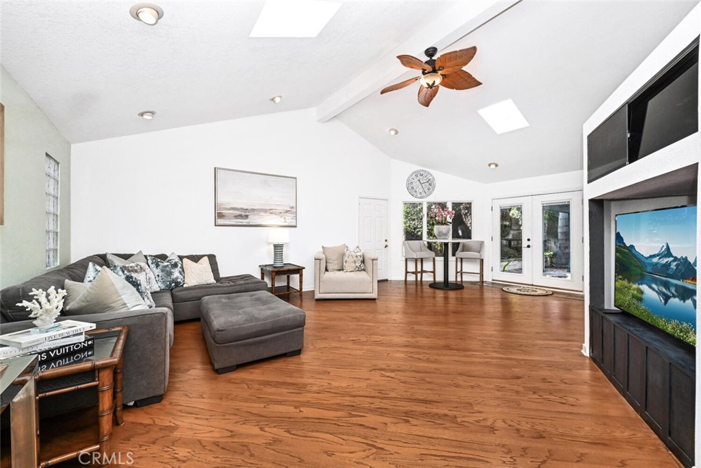 19141 Newland Street