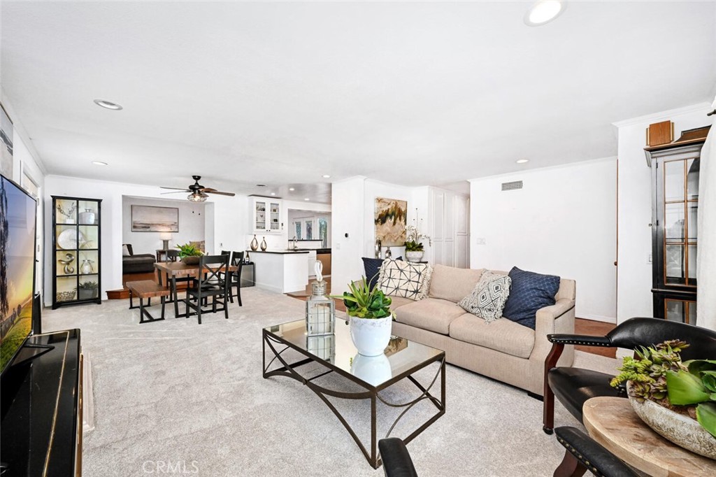 19141 Newland Street