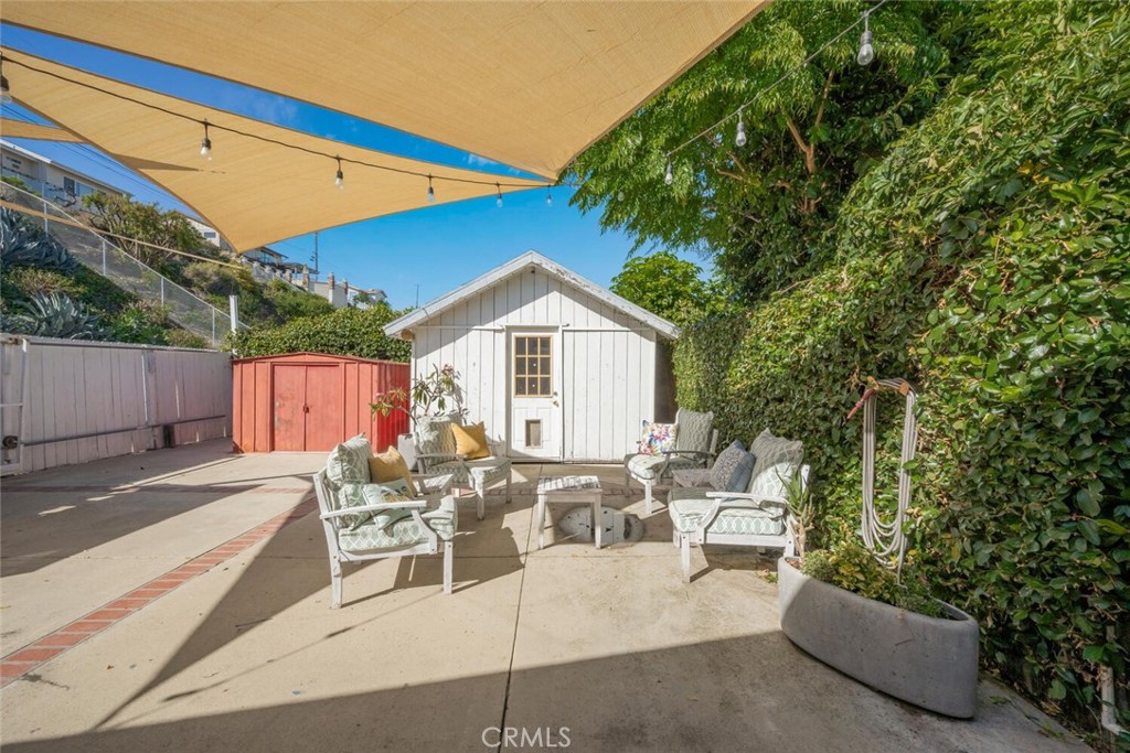 19141 Newland Street