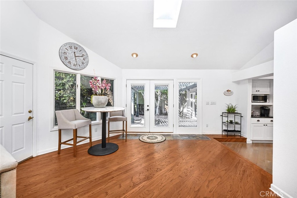 19141 Newland Street