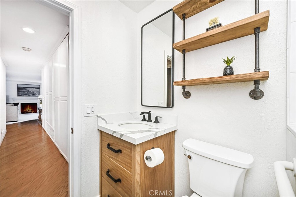 19141 Newland Street