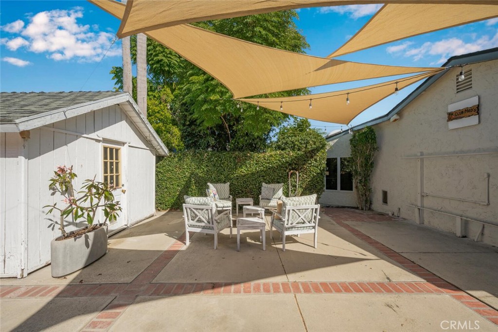 19141 Newland Street