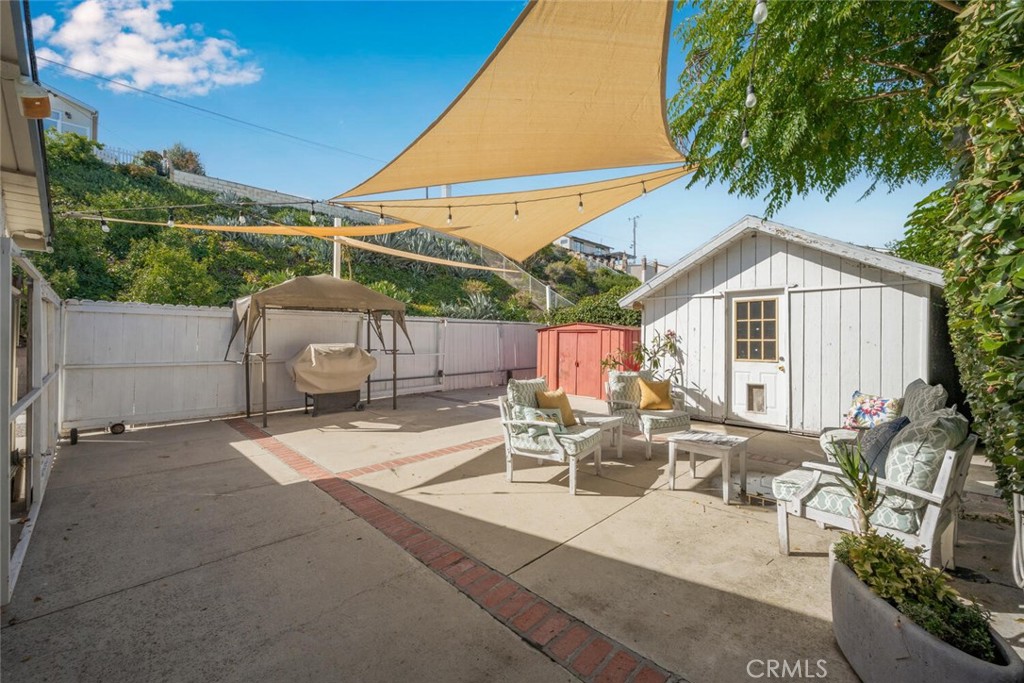 19141 Newland Street