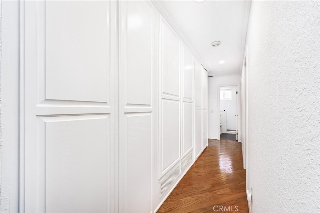 19141 Newland Street