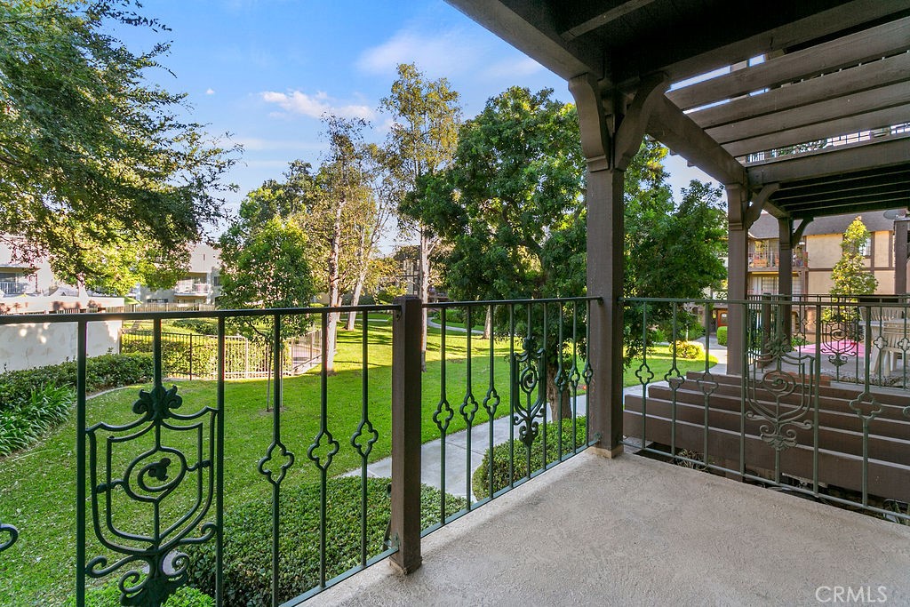 3673 S Bear Street E