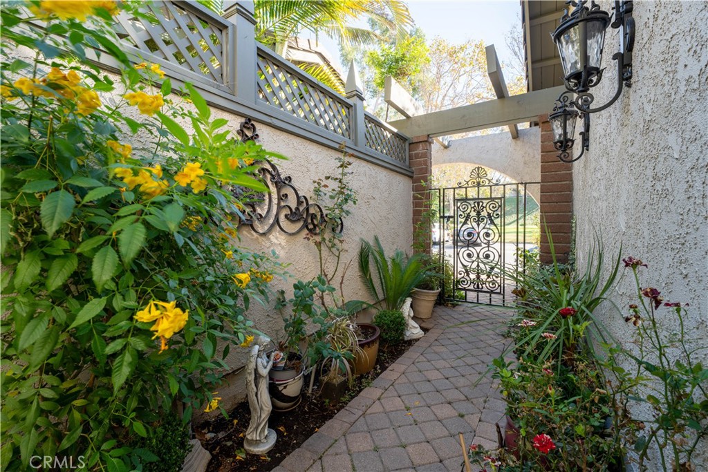 6543 E Paseo El Greco