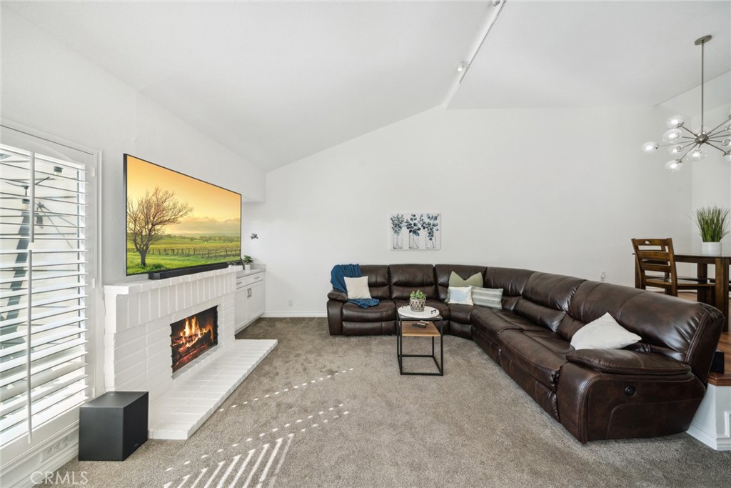 2009 Orchard Drive 7