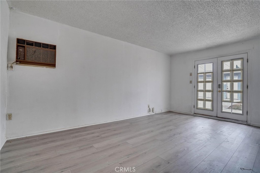 10241 Camulos Avenue