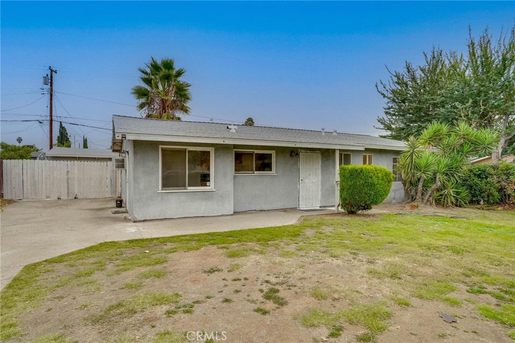 10241 Camulos Avenue