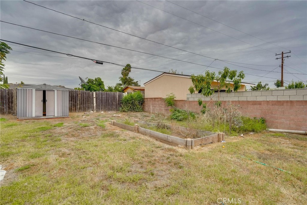 10241 Camulos Avenue