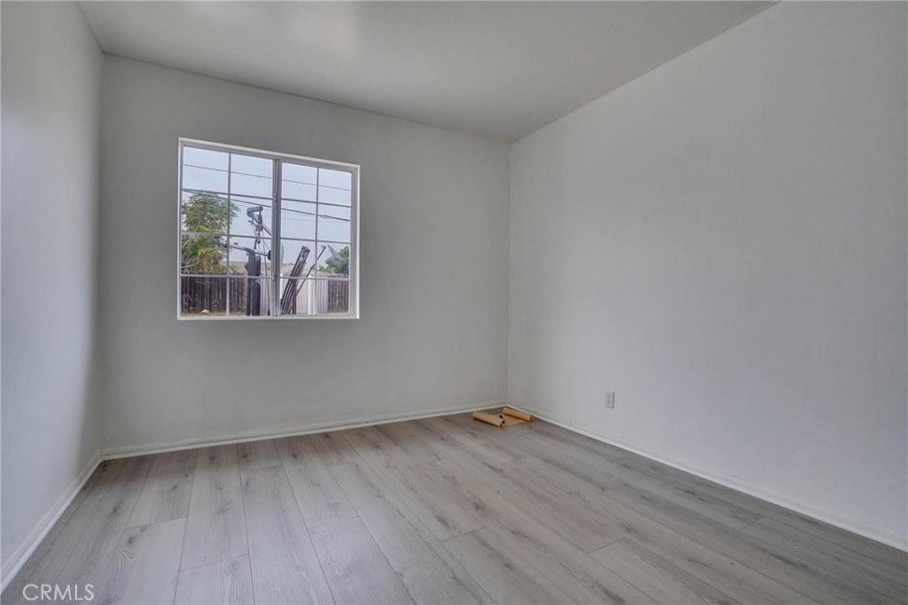 10241 Camulos Avenue