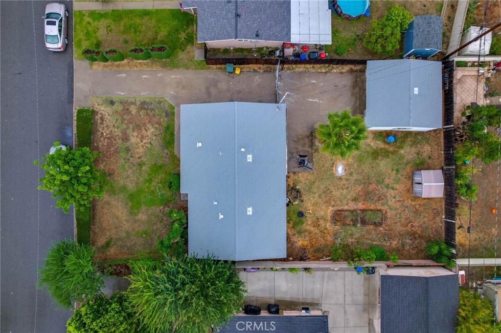 10241 Camulos Avenue