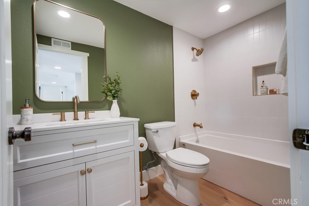 18230 Santa Arabella Street