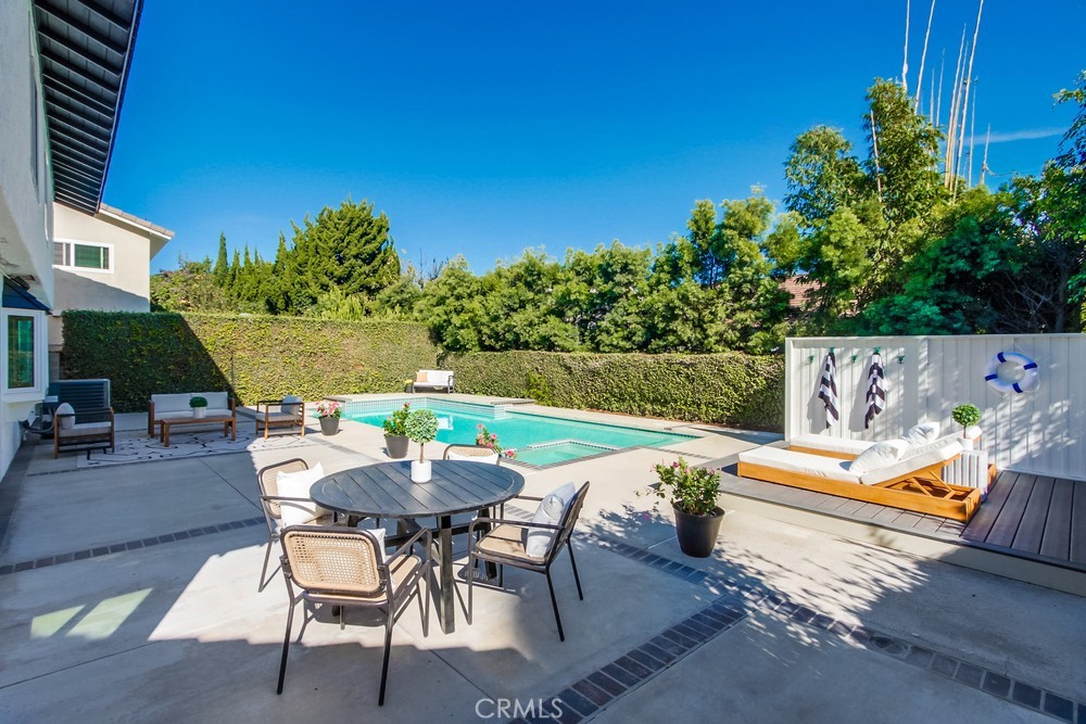 18230 Santa Arabella Street