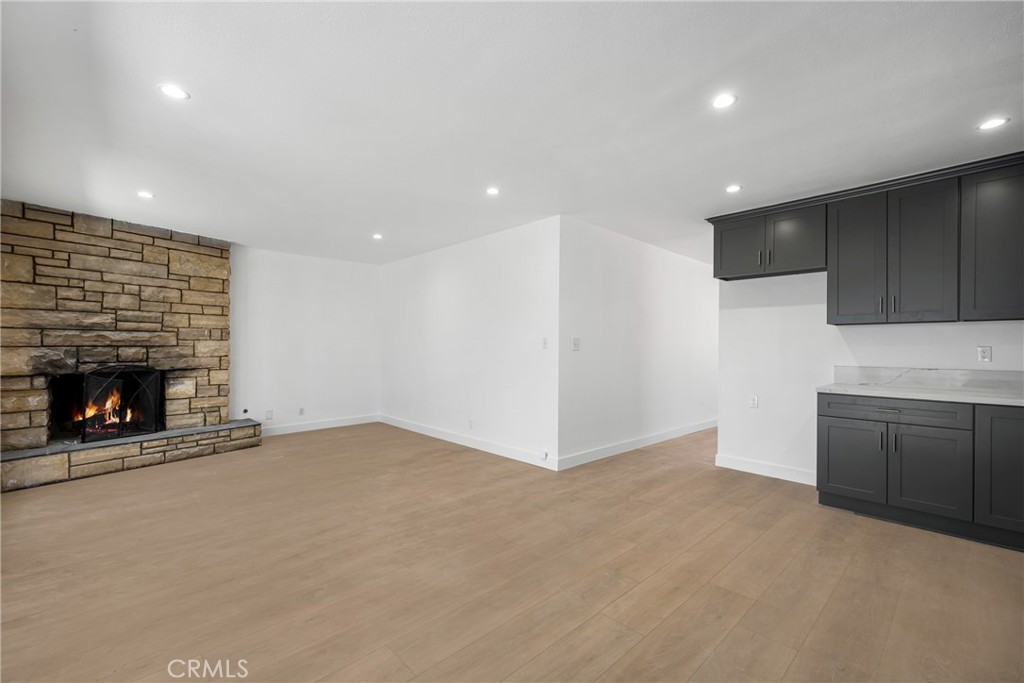 335 S Wayfield Street A