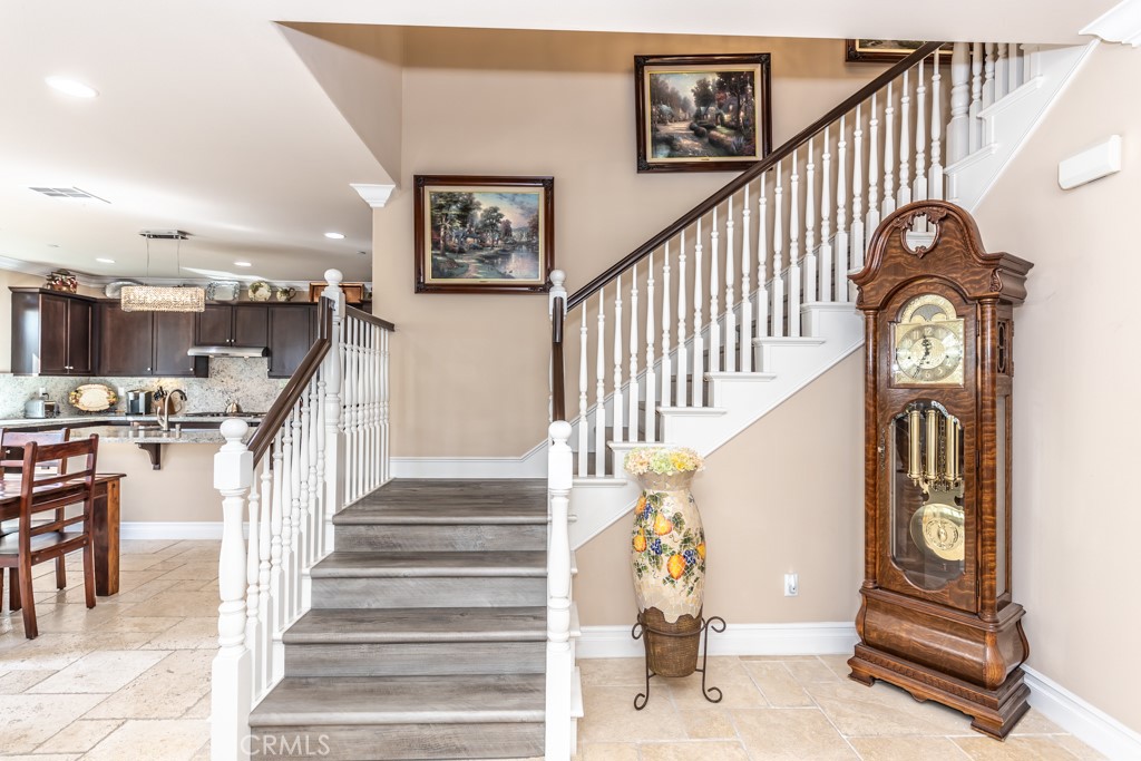 3 Silver Spruce Court