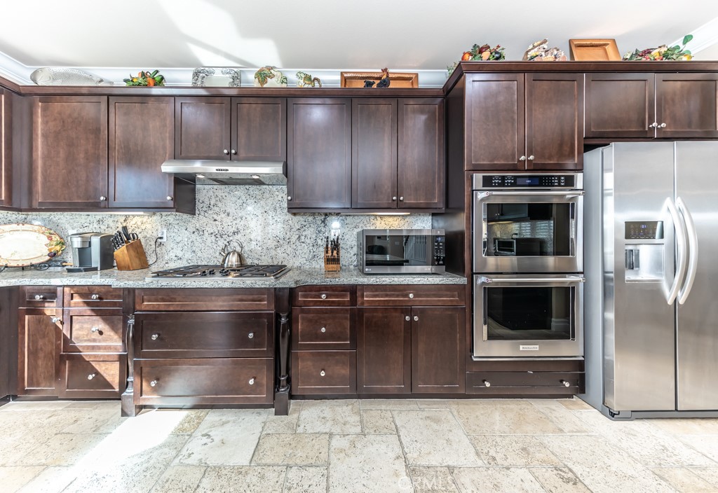 3 Silver Spruce Court