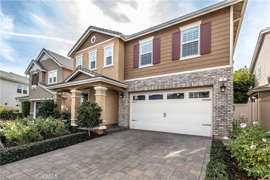 3 Silver Spruce Court