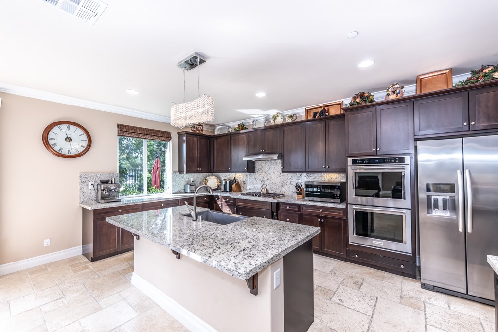 3 Silver Spruce Court