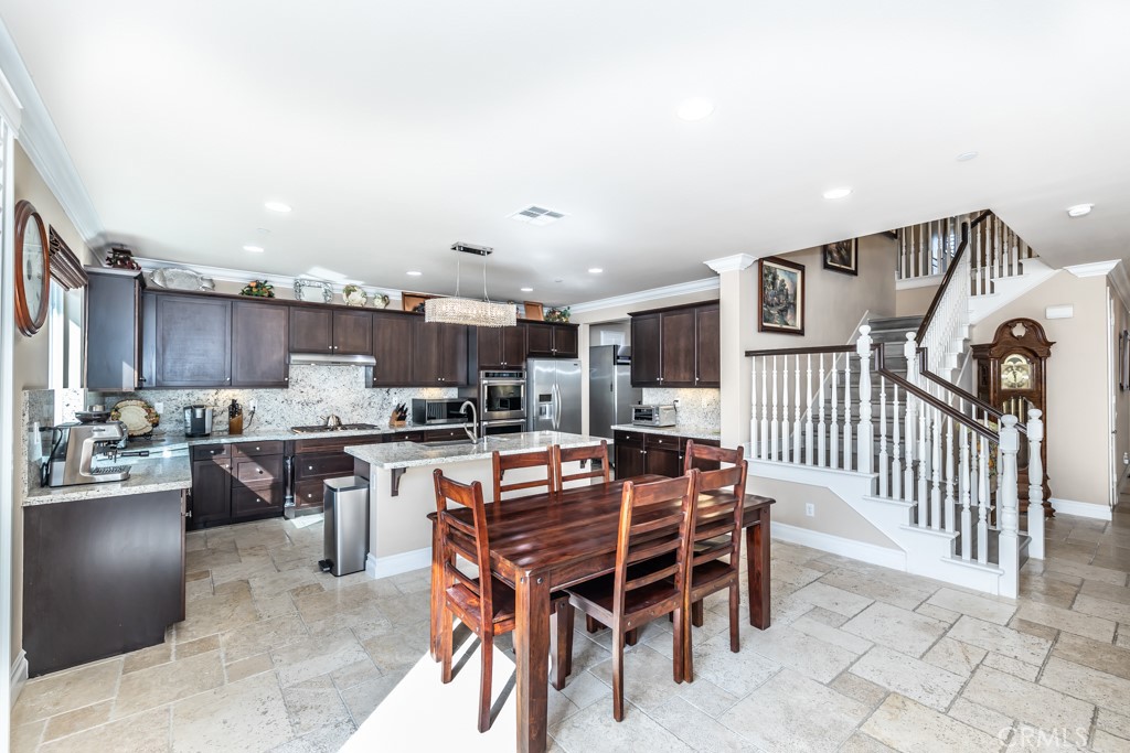 3 Silver Spruce Court