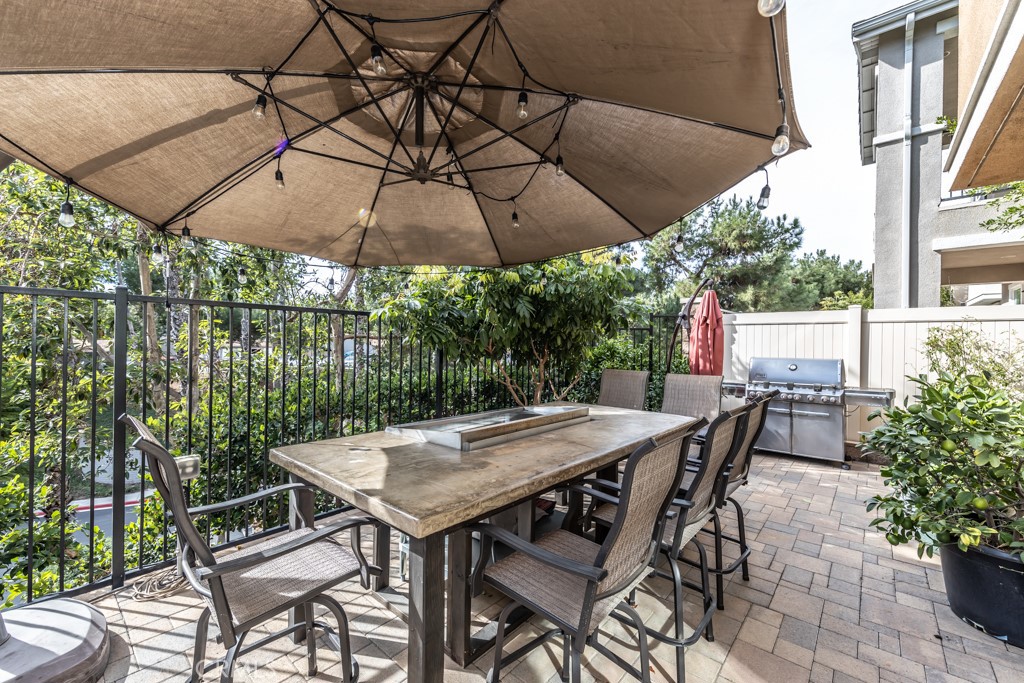 3 Silver Spruce Court