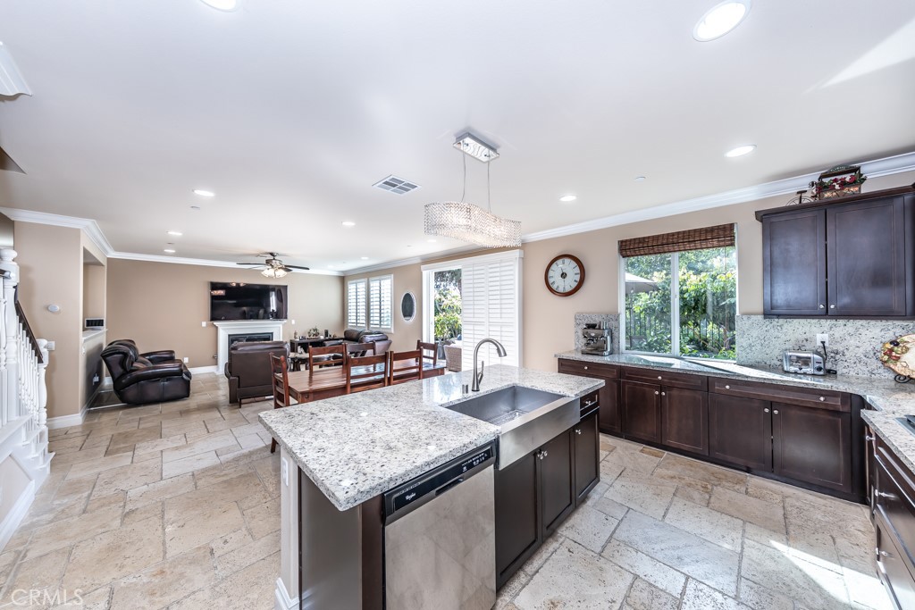 3 Silver Spruce Court