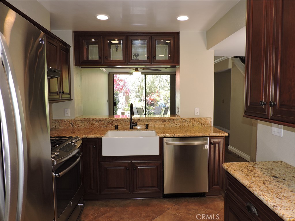 5453 Twin Lakes Drive