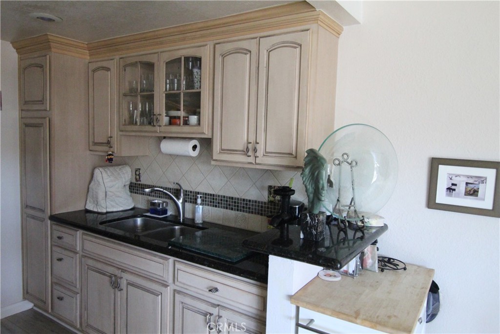 841 Las Lomas Drive 110