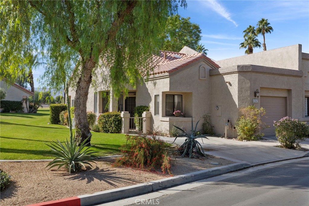 41547 Princeville Lane