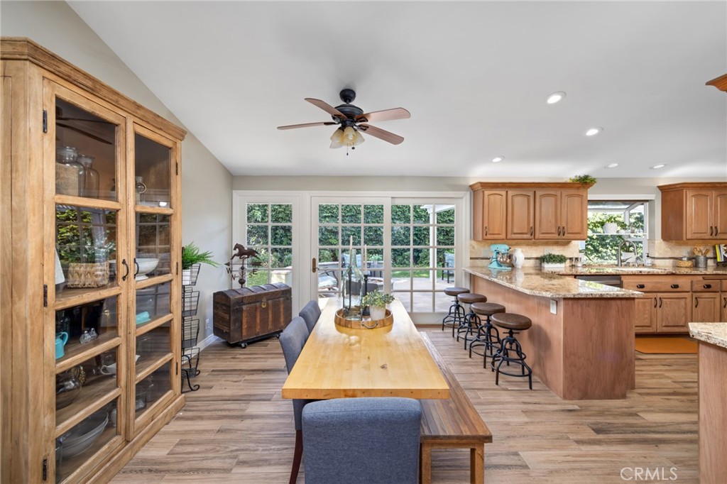 3241 Kenilworth Drive