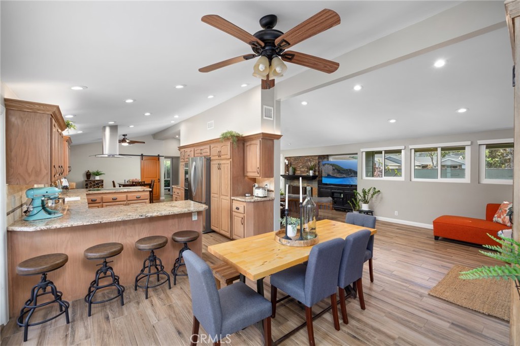 3241 Kenilworth Drive