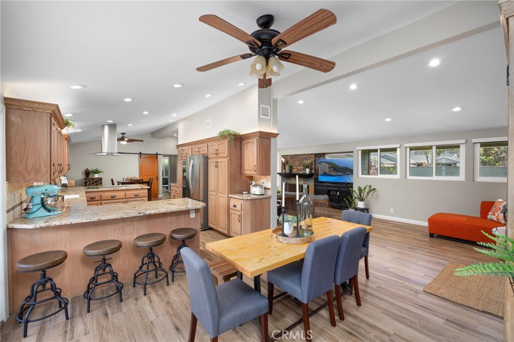 3241 Kenilworth Drive