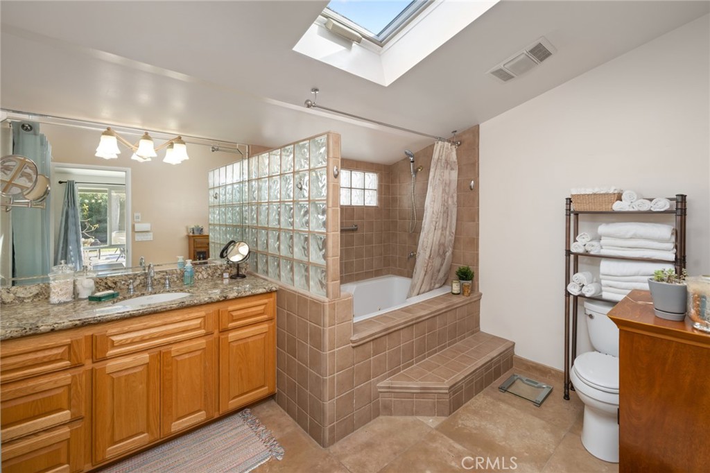 3241 Kenilworth Drive